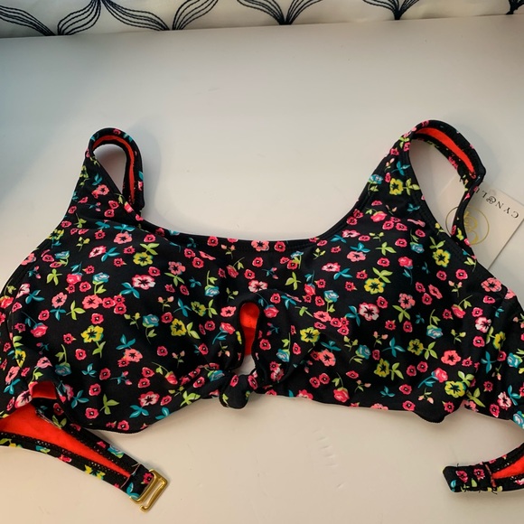 Cyn & Luca Swimsuit Top floral print/ Blqck Large - Picture 14 of 16